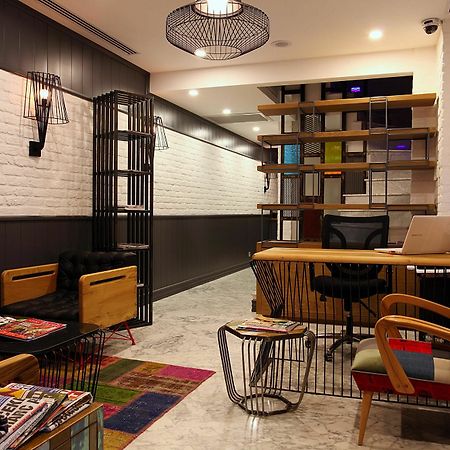 Q Pera Hotel (Adults Only) Istanboel Buitenkant foto