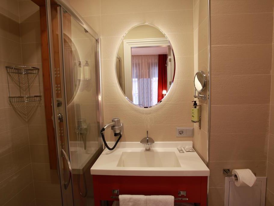 Q Pera Hotel (Adults Only) Istanboel Buitenkant foto